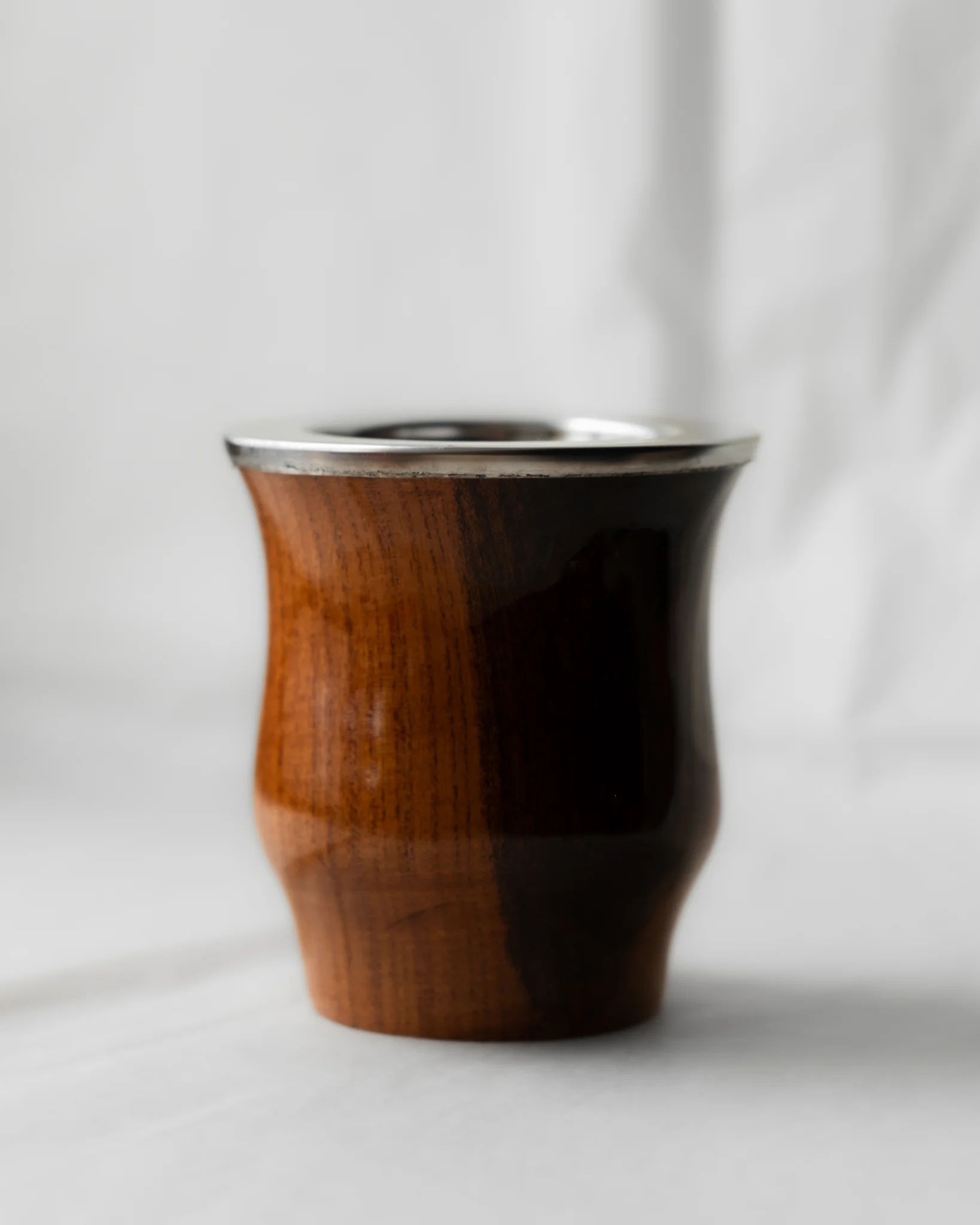 Camionero Algarrobo Lacquered Yerba Mate Gourd